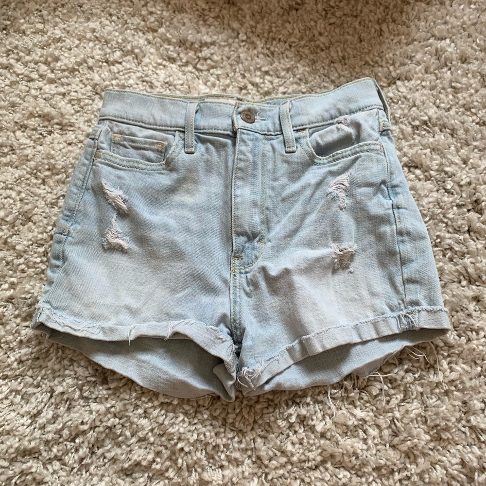 hollister high rise distressed shorts